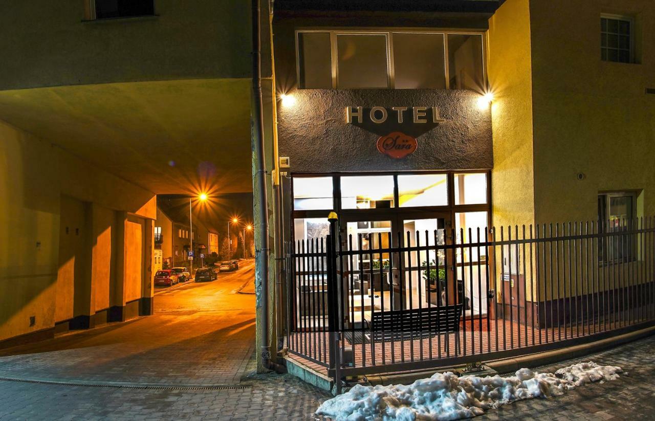 Hotel Sara Koło Екстериор снимка
